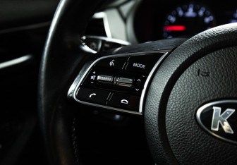 Подержанный автомобиль Kia Seltos 2021 года (19 фото)