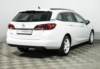 Подержанный автомобиль Opel Astra Wagon 2019 года (5 фото)