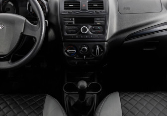 Подержанный автомобиль LADA (ВАЗ) Granta Wagon 2023 года (12 фото)