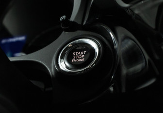 Подержанный автомобиль Mitsubishi Outlander 2015 года (18 фото)