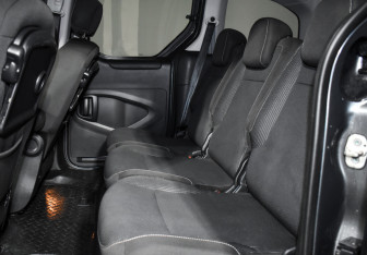 Подержанный автомобиль Citroen Berlingo 2021 года (12 фото)