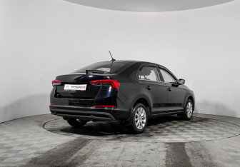 Подержанный автомобиль Skoda Rapid Liftback 2020 года (5 фото)