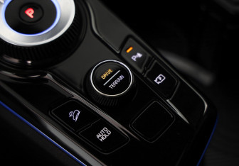 Подержанный автомобиль Kia Sportage 2022 года (20 фото)