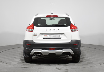 Подержанный автомобиль LADA (ВАЗ) XRAY 2020 года (6 фото)