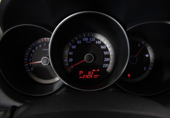 Подержанный автомобиль Kia Cerato Sedan 2009 года (13 фото)