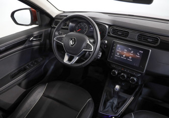 Подержанный автомобиль Renault Arkana 2019 года (8 фото)