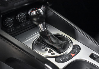 Подержанный автомобиль Audi TTS Roadster 2008 года (18 фото)