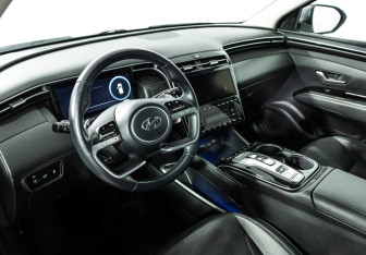 Подержанный автомобиль Hyundai Tucson 2021 года (11 фото)