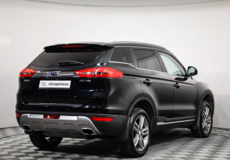Подержанный автомобиль Geely Atlas 2018 года (5 фото)