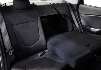 Подержанный автомобиль Kia Rio Sedan 2011 года (15 фото)