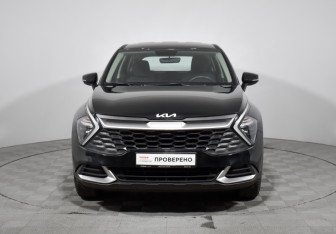 Подержанный автомобиль Kia Sportage 2022 года (2 фото)