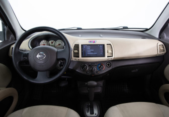 Подержанный автомобиль Nissan Micra Hatchback 2008 года (9 фото)