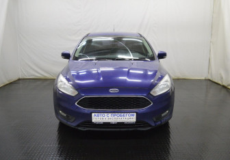 Подержанный автомобиль Ford Focus Hatchback 2016 года (2 фото)