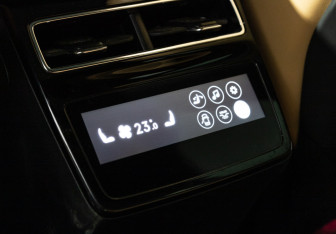 Подержанный автомобиль Zeekr 001 2023 года (28 фото)