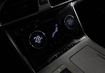 Подержанный автомобиль Exeed TXL 2021 года (15 фото)