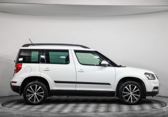 Подержанный автомобиль Skoda Yeti 2016 года (4 фото)