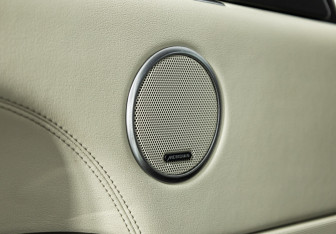 Подержанный автомобиль Land Rover Range Rover 2013 года (24 фото)