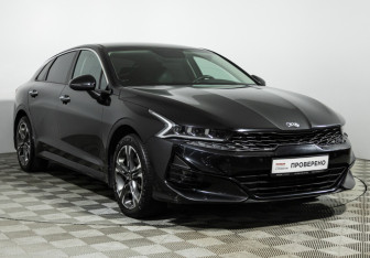 Подержанный автомобиль Kia K5 2021 года (3 фото)