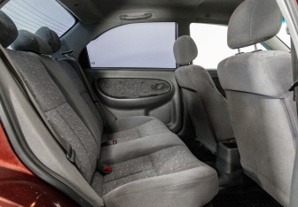 Подержанный автомобиль Kia Spectra Sedan 2008 года (15 фото)