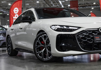Подержанный автомобиль Audi A5 Liftback 2026 года (7 фото)