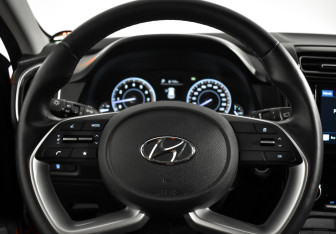 Подержанный автомобиль Hyundai Creta 2021 года (17 фото)