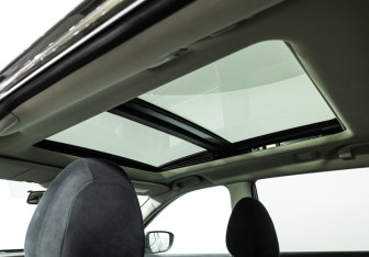 Подержанный автомобиль Nissan X-Trail 2017 года (15 фото)