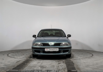 Подержанный автомобиль Mitsubishi Carisma Sedan 2003 года (2 фото)