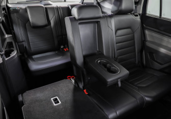 Подержанный автомобиль Volkswagen Teramont 2021 года (30 фото)