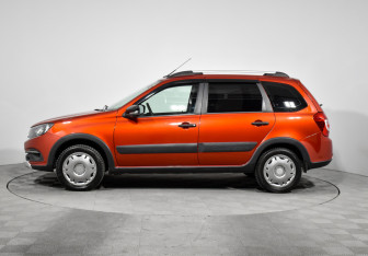 Подержанный автомобиль LADA (ВАЗ) Granta Wagon 2021 года (8 фото)