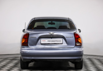 Подержанный автомобиль Chevrolet Lanos 2008 года (6 фото)