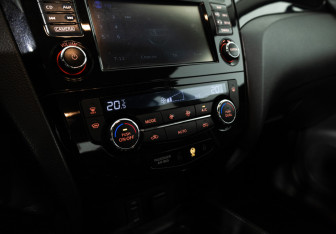 Подержанный автомобиль Nissan Qashqai 2016 года (17 фото)