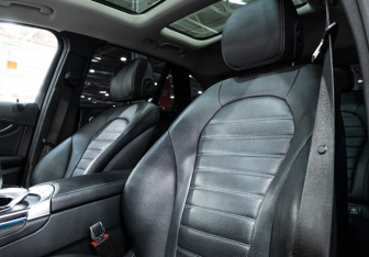 Подержанный автомобиль Mercedes-Benz GLC AMG 2016 года (19 фото)