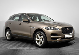 Подержанный автомобиль Jaguar F-Pace 2016 года (3 фото)
