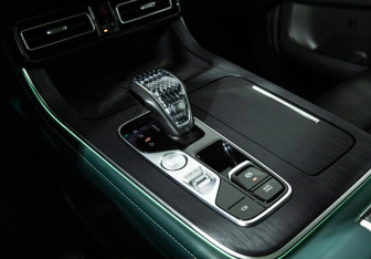 Подержанный автомобиль GAC GS8 2023 года (17 фото)