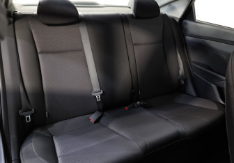 Подержанный автомобиль Hyundai Solaris Sedan 2018 года (19 фото)