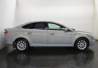 Подержанный автомобиль Ford Mondeo Sedan 2012 года (4 фото)