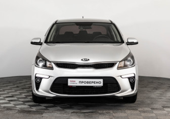 Подержанный автомобиль Kia Rio Sedan 2017 года (2 фото)