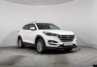 Подержанный автомобиль Hyundai Tucson 2017 года (3 фото)
