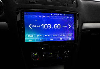 Подержанный автомобиль Skoda Octavia Liftback 2012 года (14 фото)