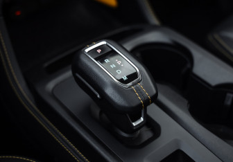 Подержанный автомобиль Ford Ranger 2024 года (25 фото)