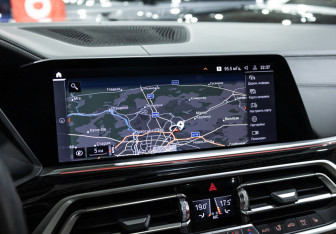 Подержанный автомобиль BMW X7 2020 года (29 фото)