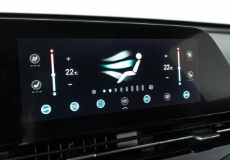 Подержанный автомобиль Omoda C5 2022 года (21 фото)