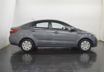 Подержанный автомобиль Kia Rio Sedan 2013 года (4 фото)