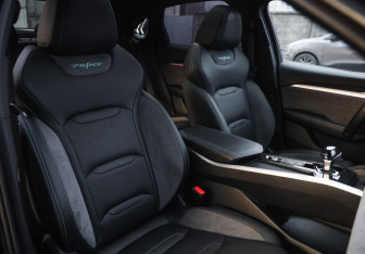 Подержанный автомобиль Geely Preface 2023 года (32 фото)