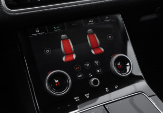 Подержанный автомобиль Land Rover Range Rover Velar 2017 года (22 фото)