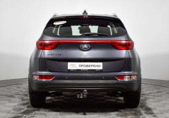 Подержанный автомобиль Kia Sportage 2017 года (6 фото)