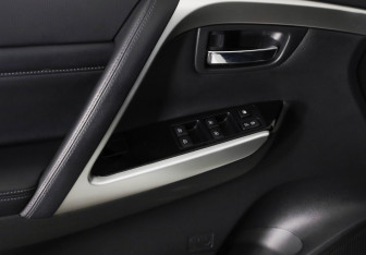 Подержанный автомобиль Mitsubishi Montero Sport 2022 года (23 фото)