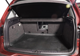Подержанный автомобиль Volkswagen Tiguan 2009 года (25 фото)