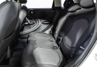 Подержанный автомобиль MINI Countryman 2014 года (10 фото)
