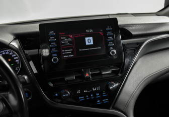 Подержанный автомобиль Toyota Camry Sedan 2021 года (16 фото)